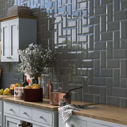 Metro Dark Grey Ceramic Brick Tile (200x100mm) | Go Tiles